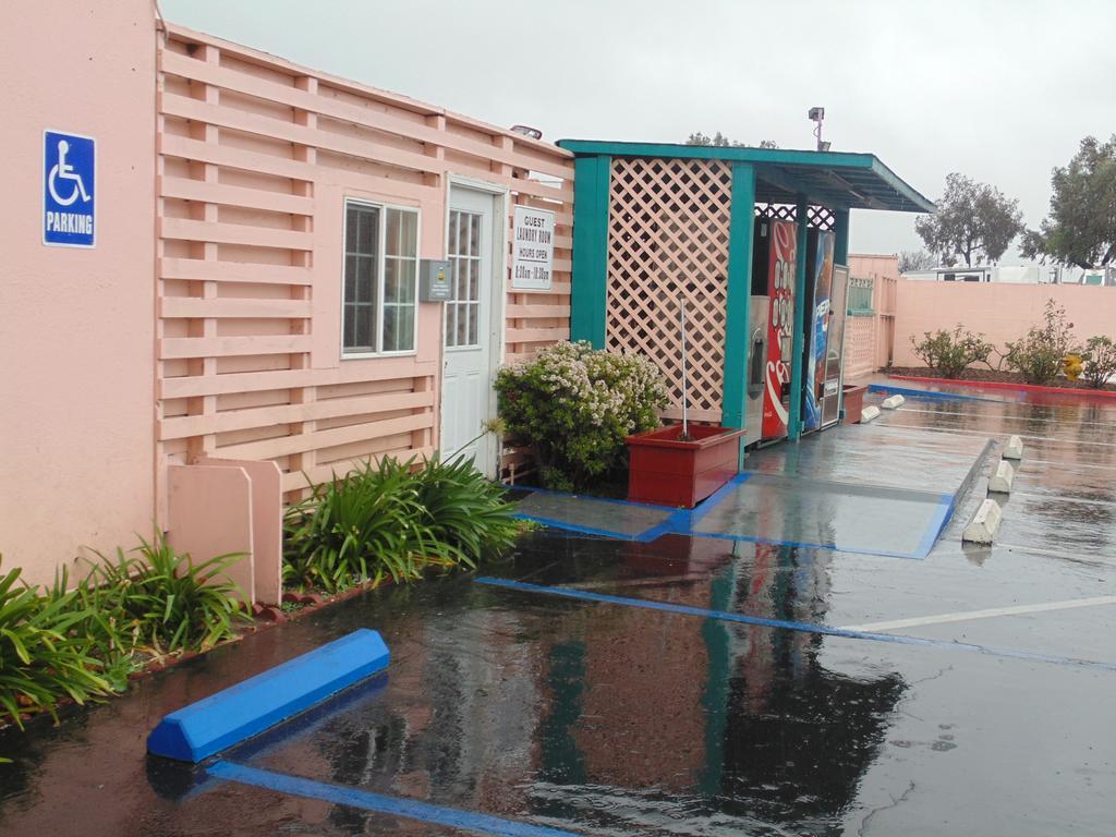 Inns Of California Salinas Bagian luar foto