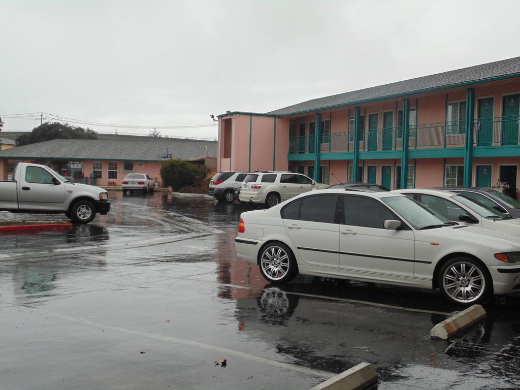 Inns Of California Salinas Bagian luar foto